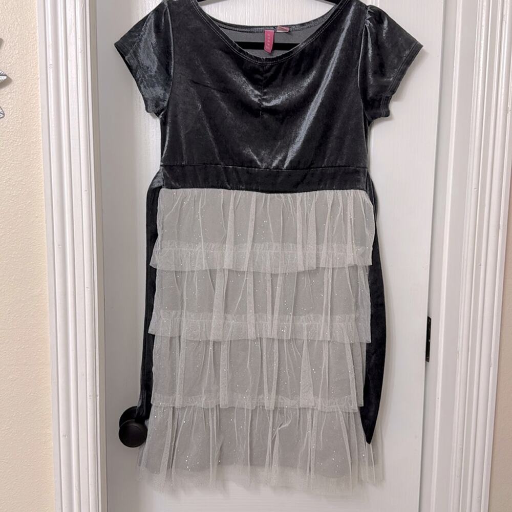 Hype girls gray velvet  and glitter tulle Ruffles glitter dress size 16